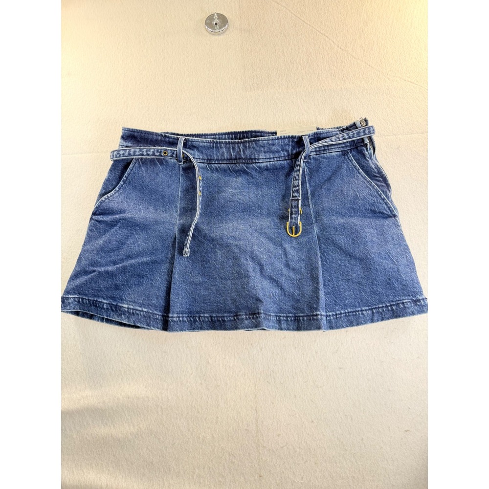 American Eagle Low Rise Mini Skort Size 16 Blue Denim Stretch Pleated Belted